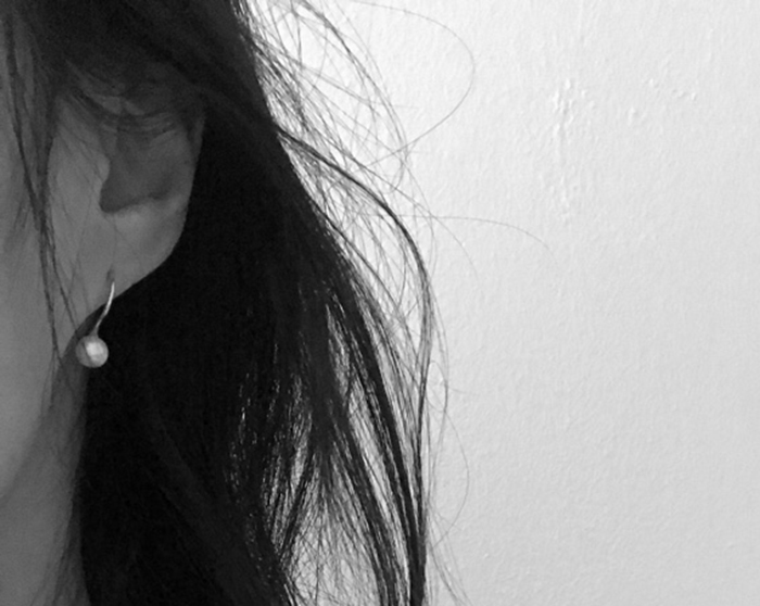 le-pearl earring
